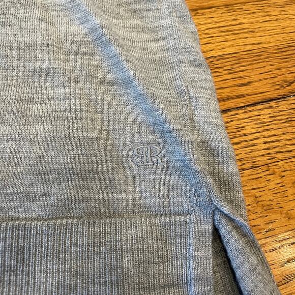 Banana Republic Gray V-Neck 100% Merino Wool Sweater Women’s Sz M EUC - Picture 4 of 9